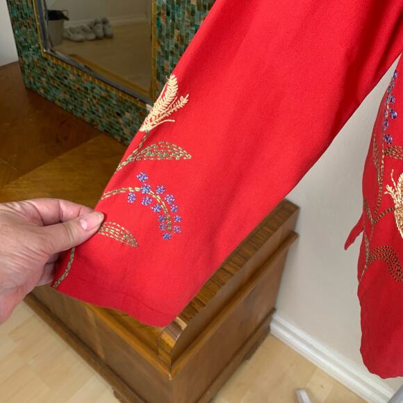 Coldwater Creek Size PM Petite Embroidered Floral Details Jacket Red Pockets - Picture 8 of 13